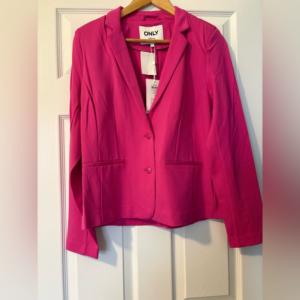 NWT-ONLY Hot Pink Tailored Single-Breasted Blazer